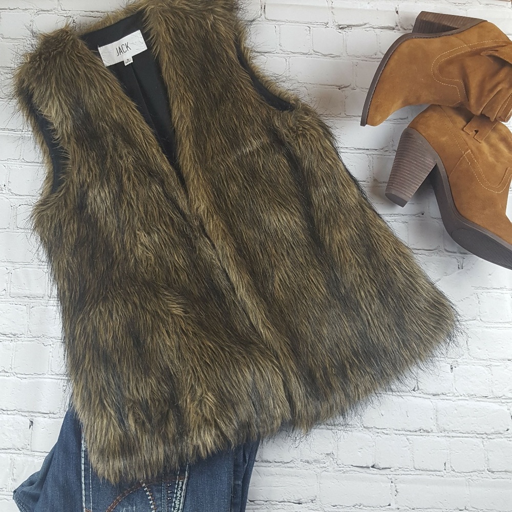 Jack Faux Fur Vest (S)